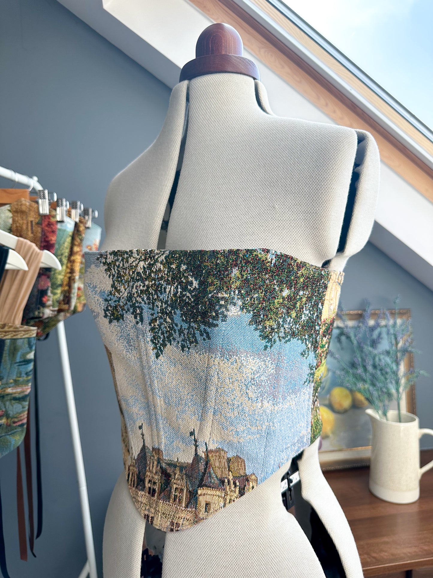 'Lavender Court' Corset | M Straight Bust