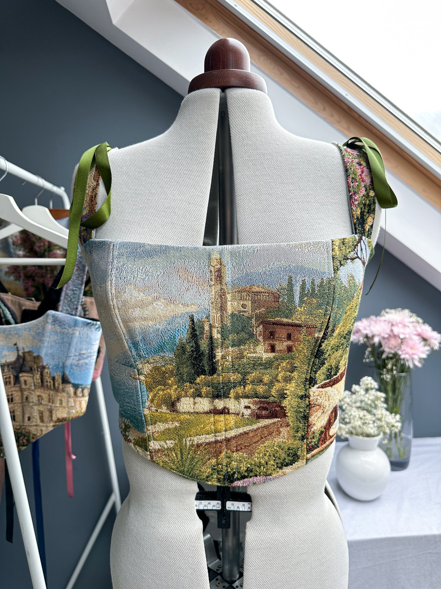 'Italian Dreamscape' Corset | XL Curved Bust