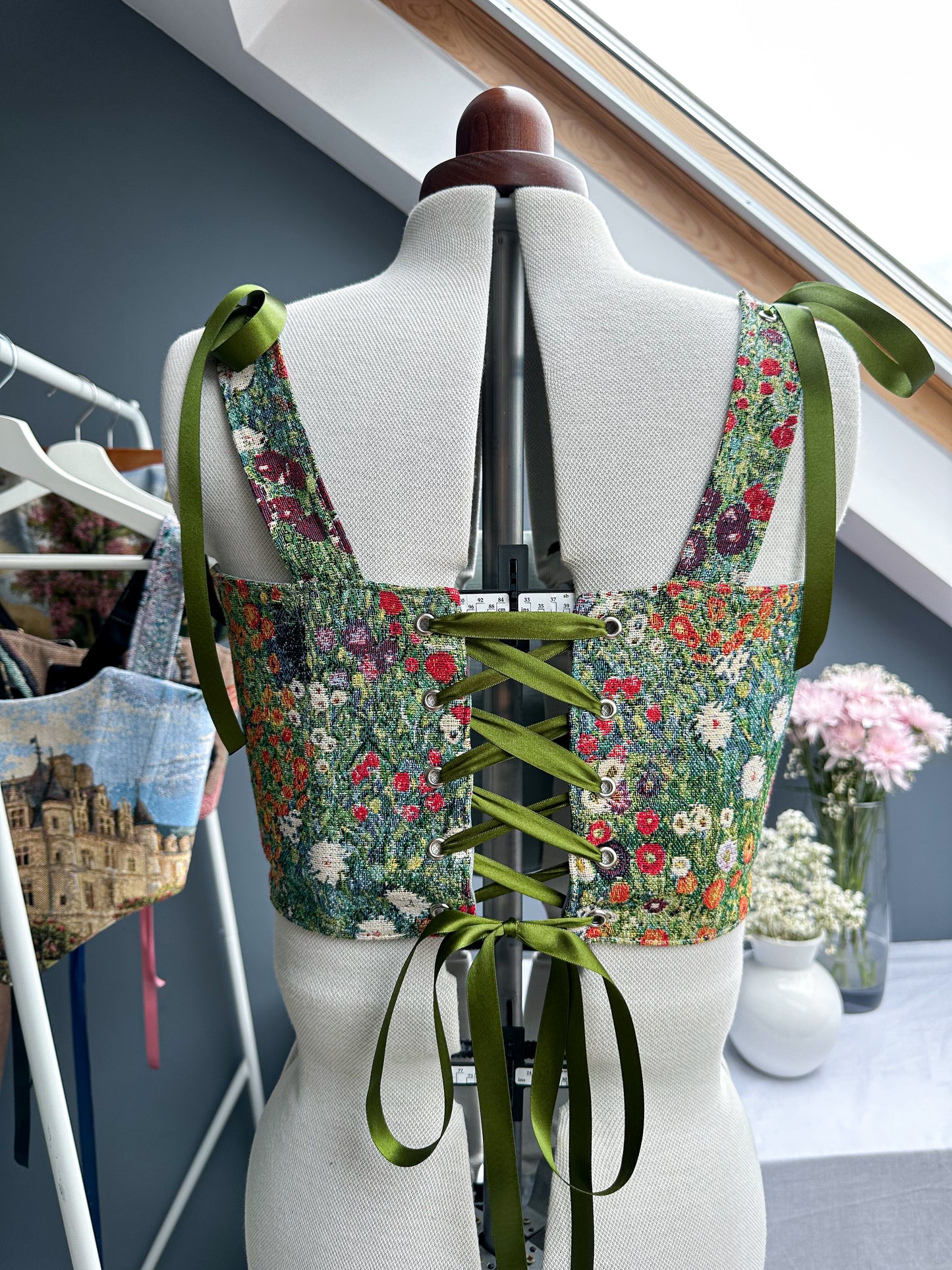 'Italian Dreamscape' Corset | XL Curved Bust