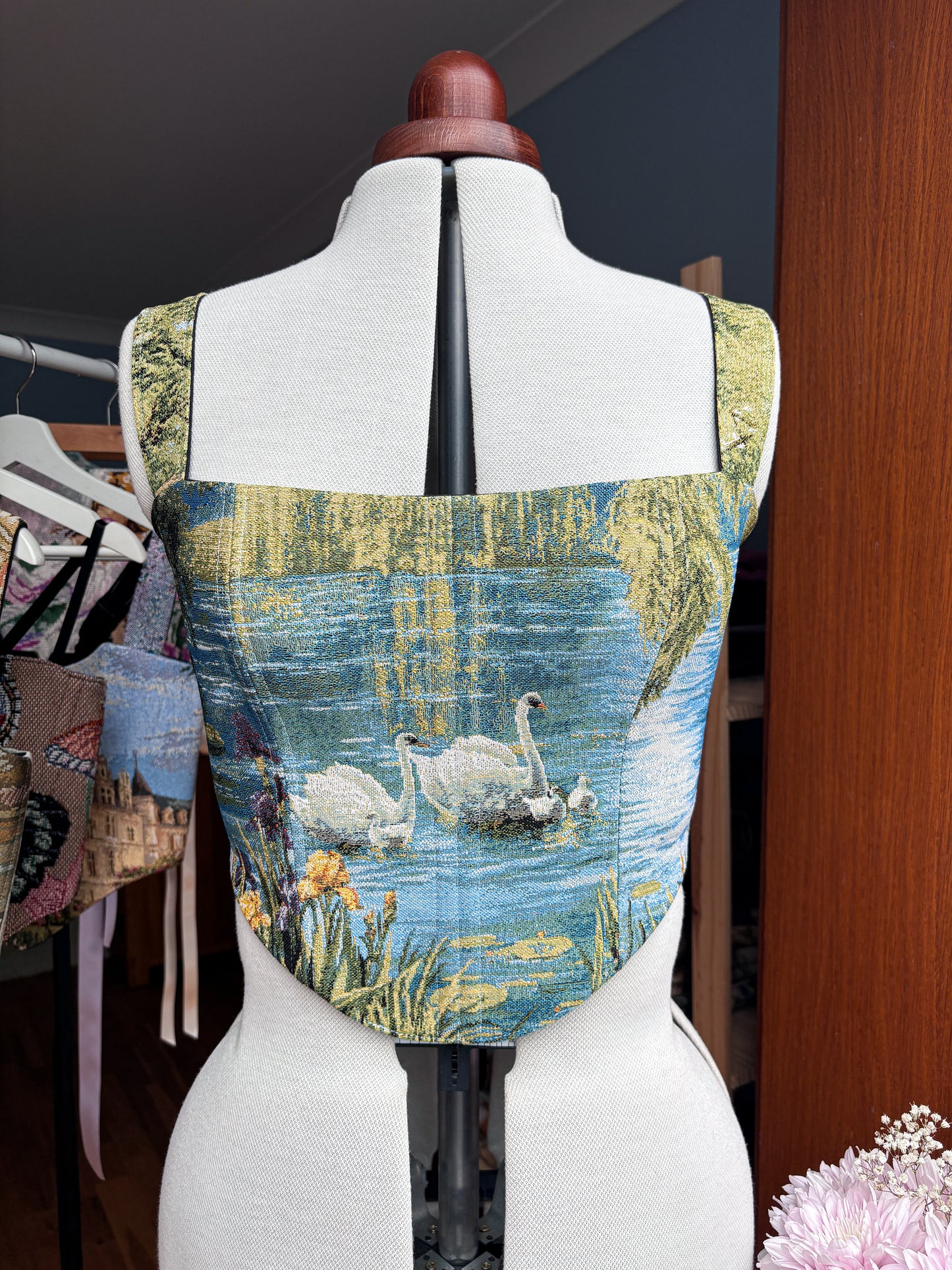 'Weeping Willow' Corset | L Curved Bust