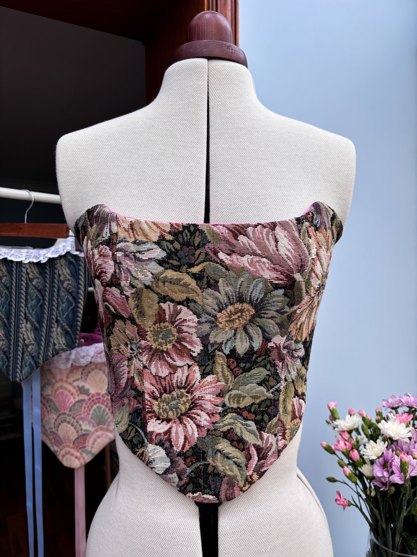‘Flowerbed Folly' Corset | M Curved Bust