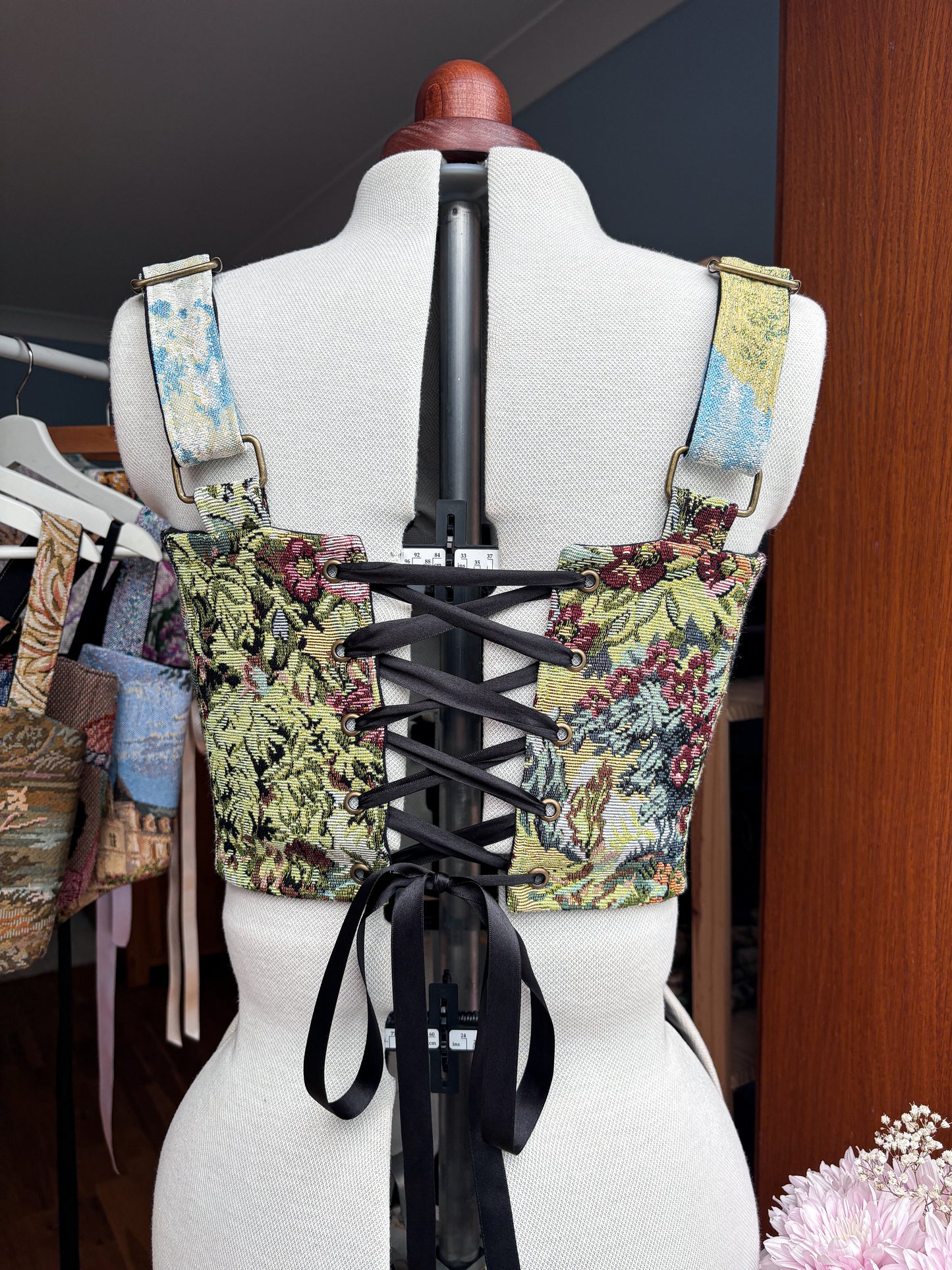 'Weeping Willow' Corset | L Curved Bust