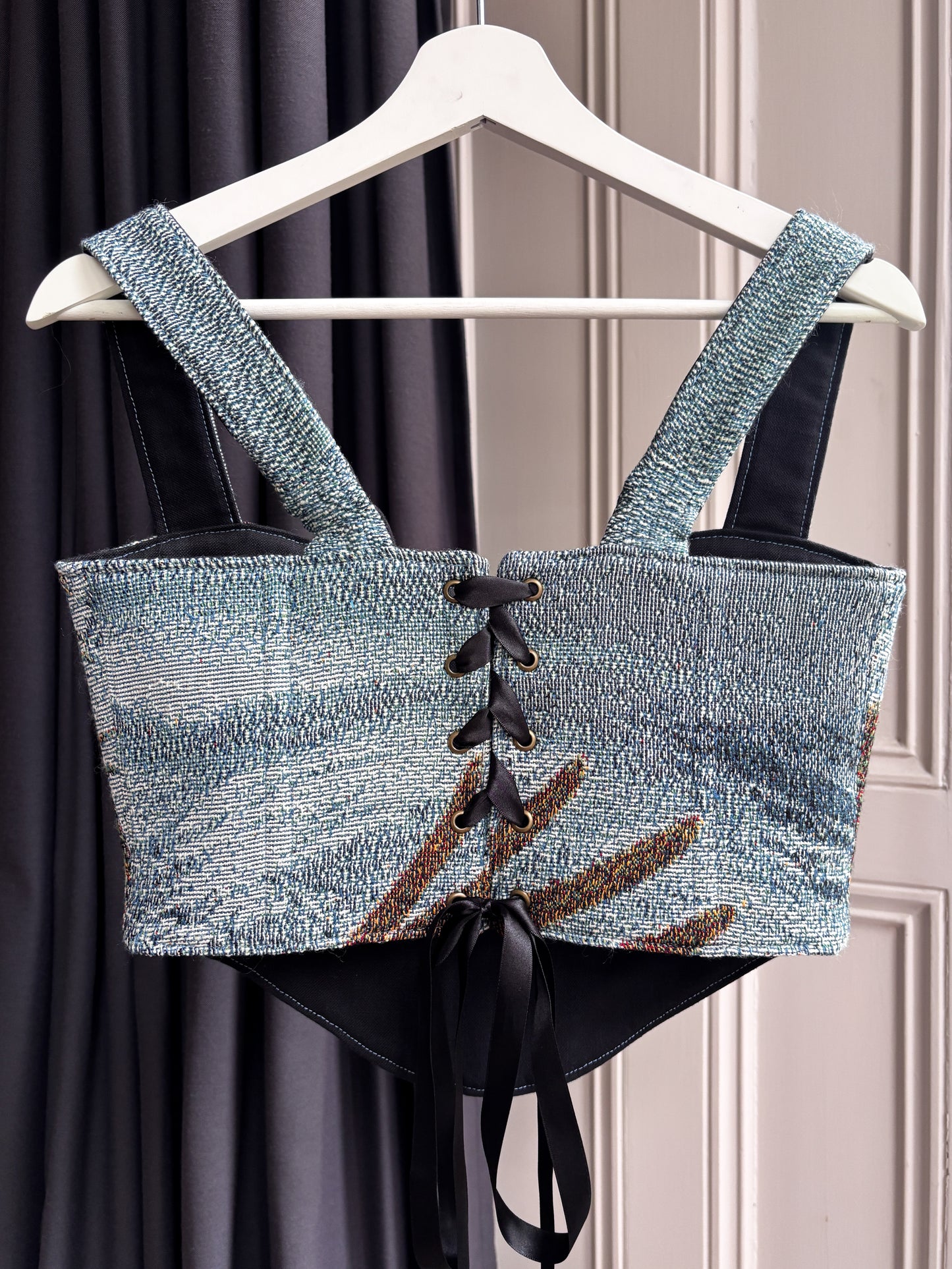 'Whispering Wing' Corset | L Straight Bust