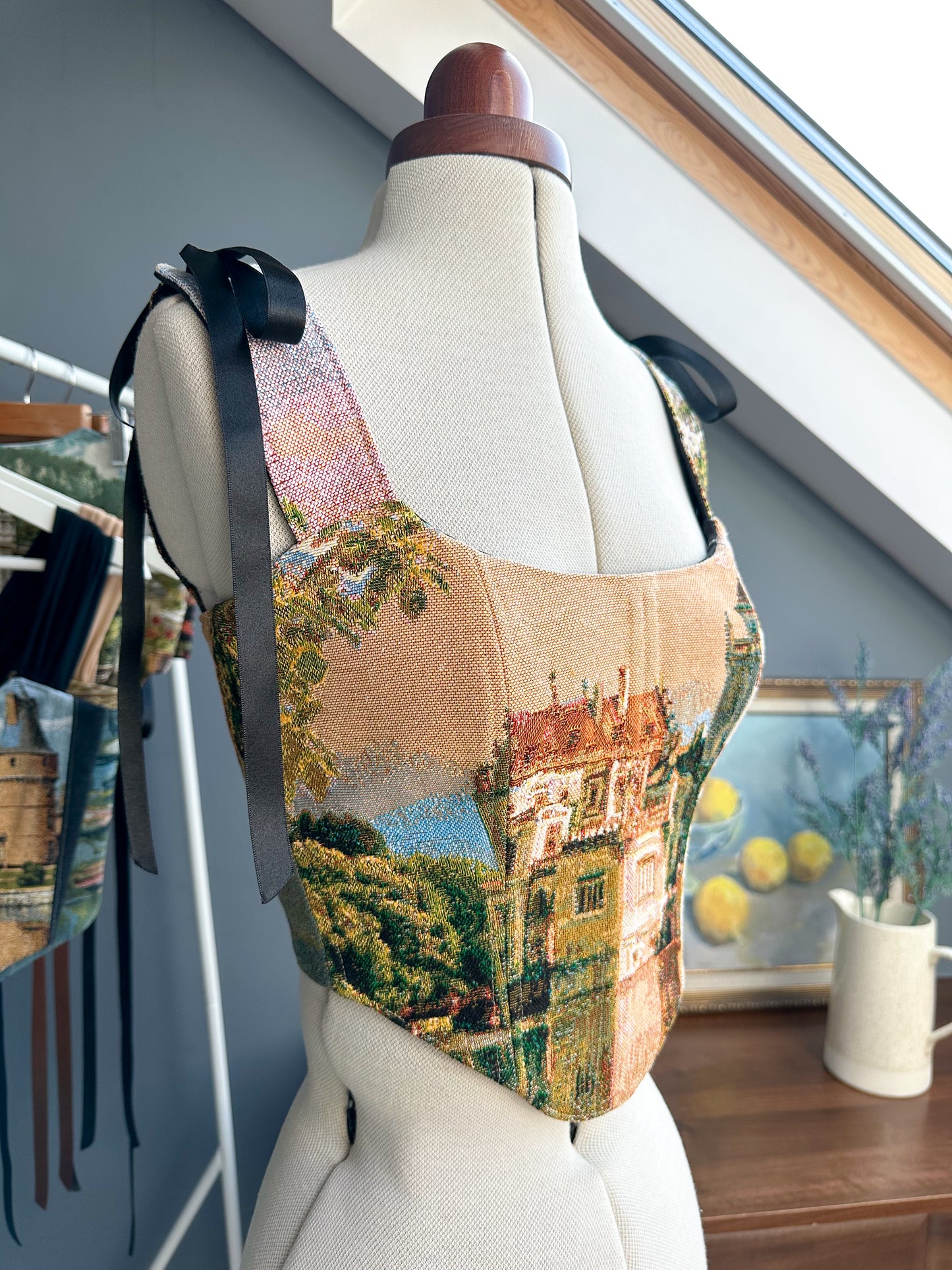 ‘Sunset Court’ Corset | XS Curved Bust