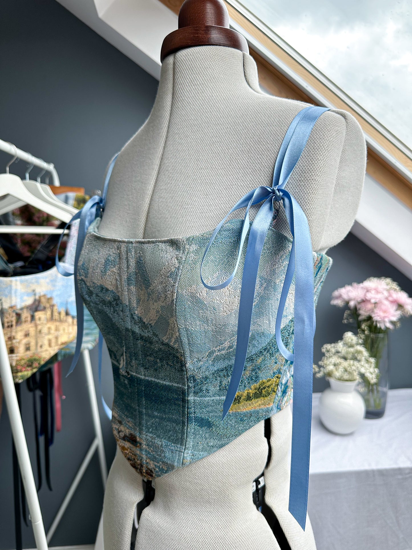 'Mountain Drift' Corset | XS Curved Bust