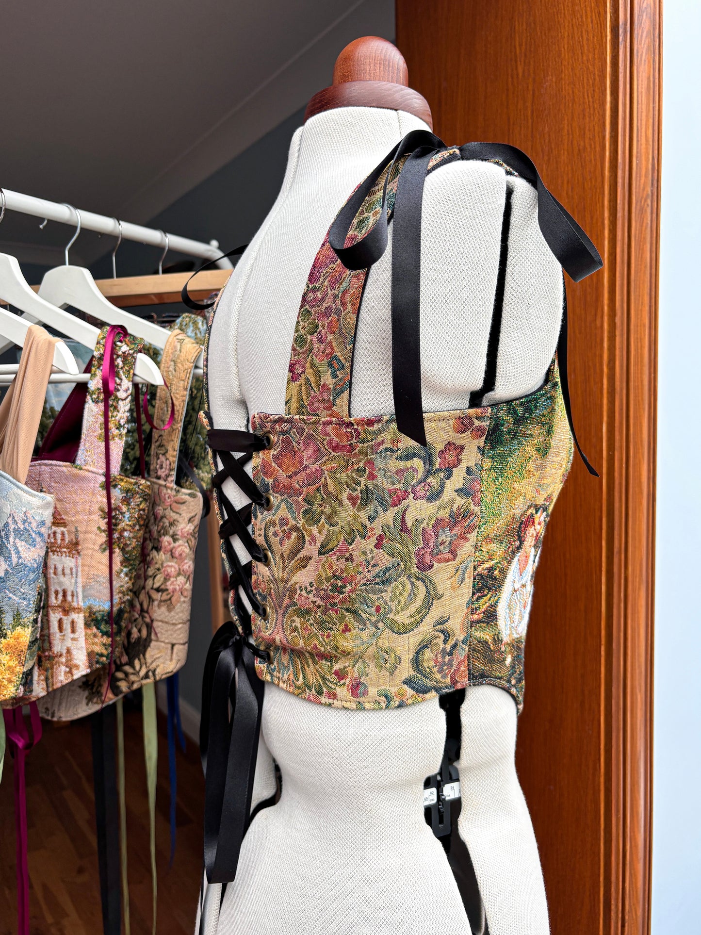 ‘Eternal Drift' Corset | S Straight Bust