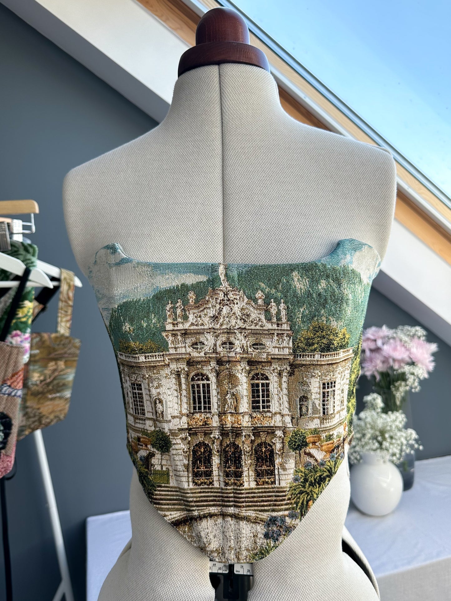 'Whistledown Manor' Corset | S Straight Bust