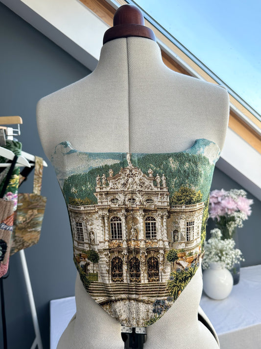 'Whistledown Manor' Corset | S Straight Bust