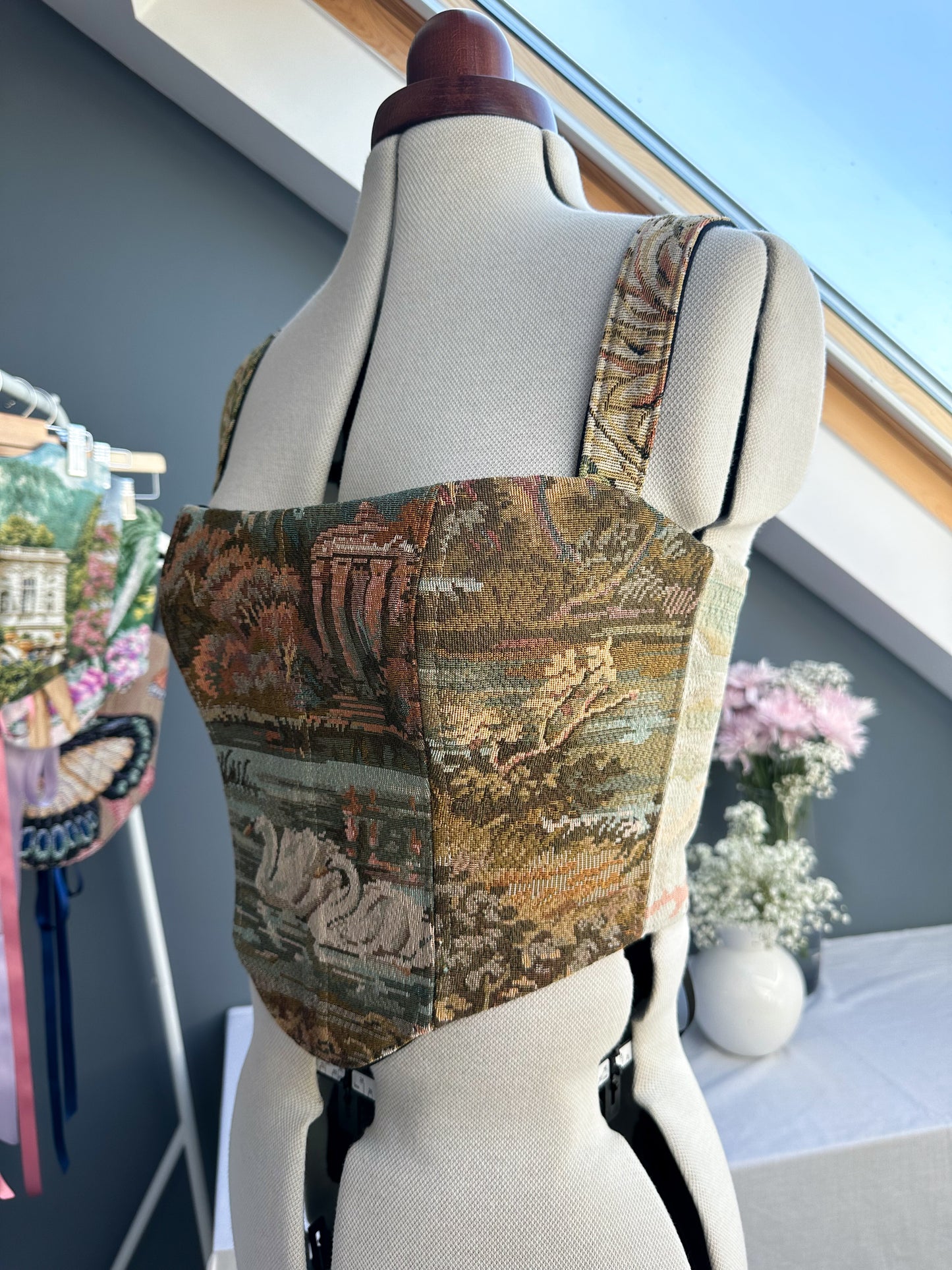 'Silken Swans' Corset | M Curved Bust