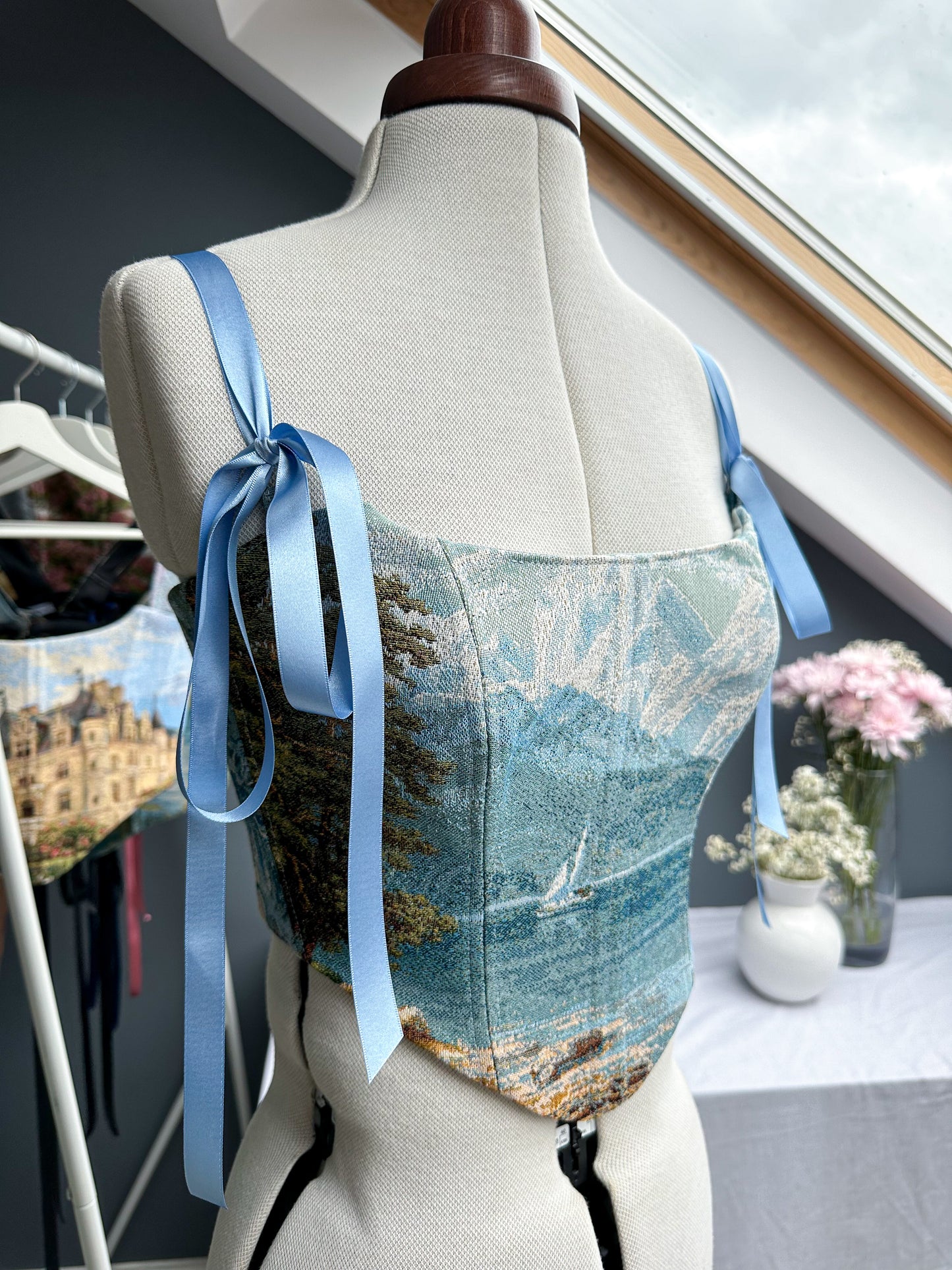 'Mountain Drift' Corset | XS Curved Bust