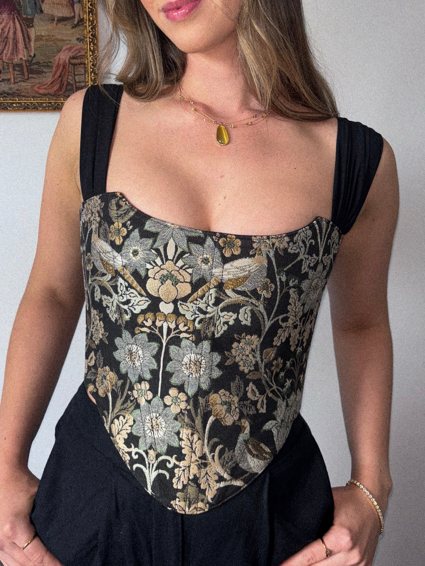 'Thistlewing' Corset | S Straight Bust