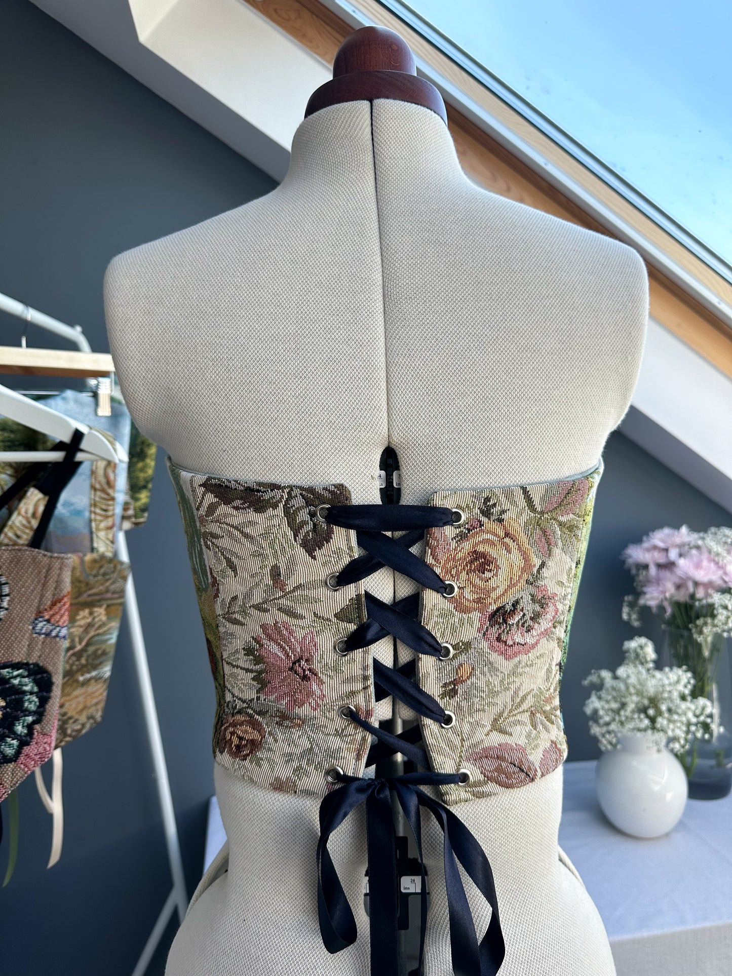 'Peacock's Grace' Corset | S Curved Bust