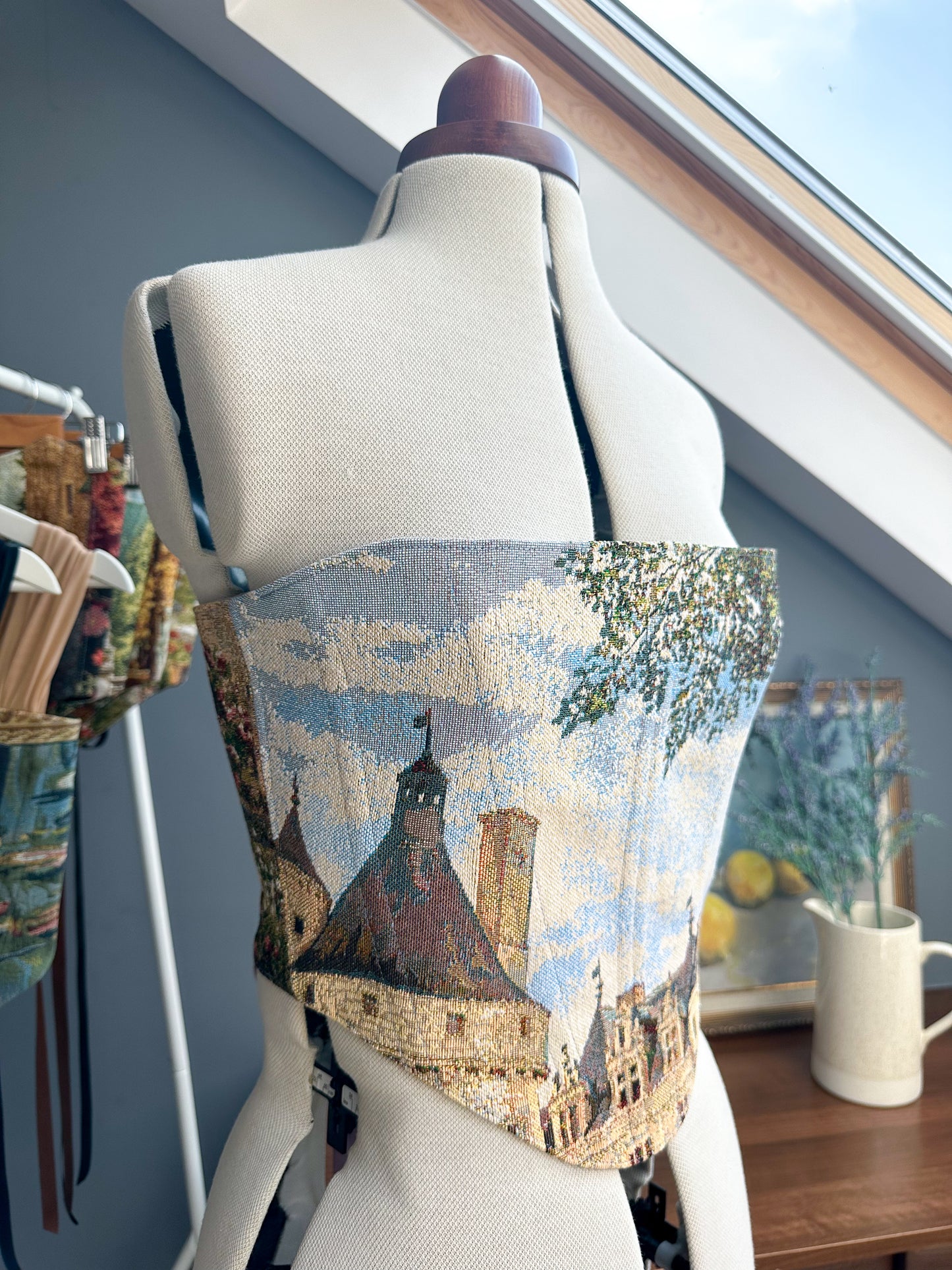 'Lavender Court' Corset | M Straight Bust