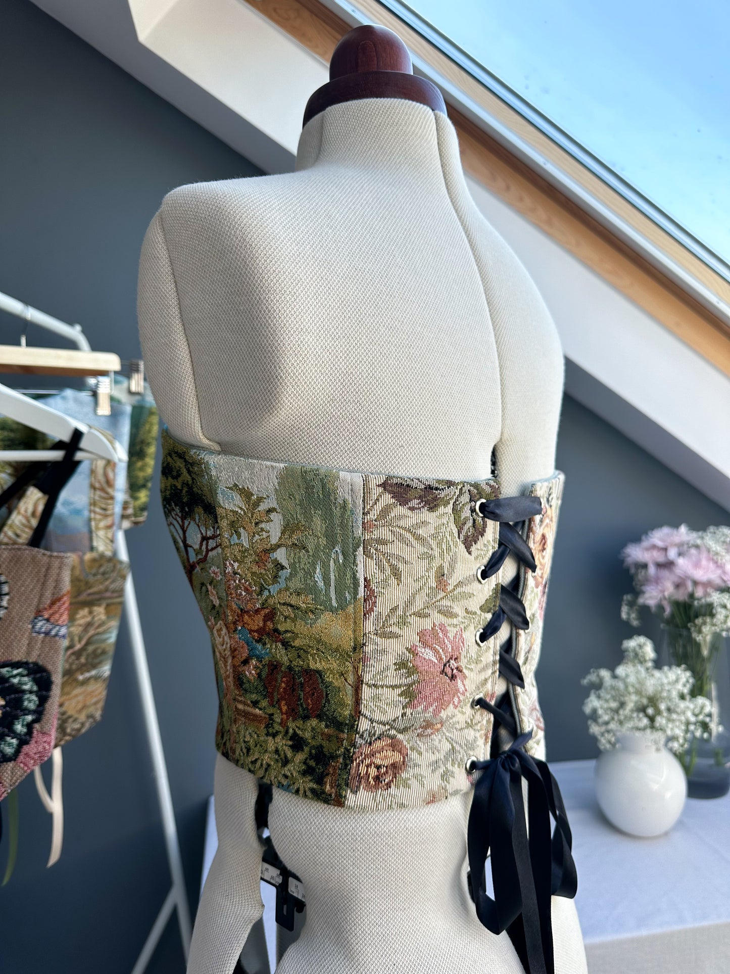'Peacock's Grace' Corset | S Curved Bust