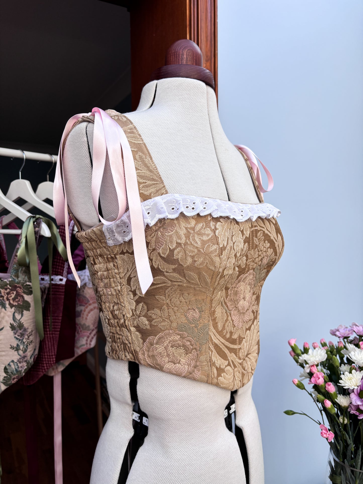 'Golden Grace' Corset | S Curved Bust