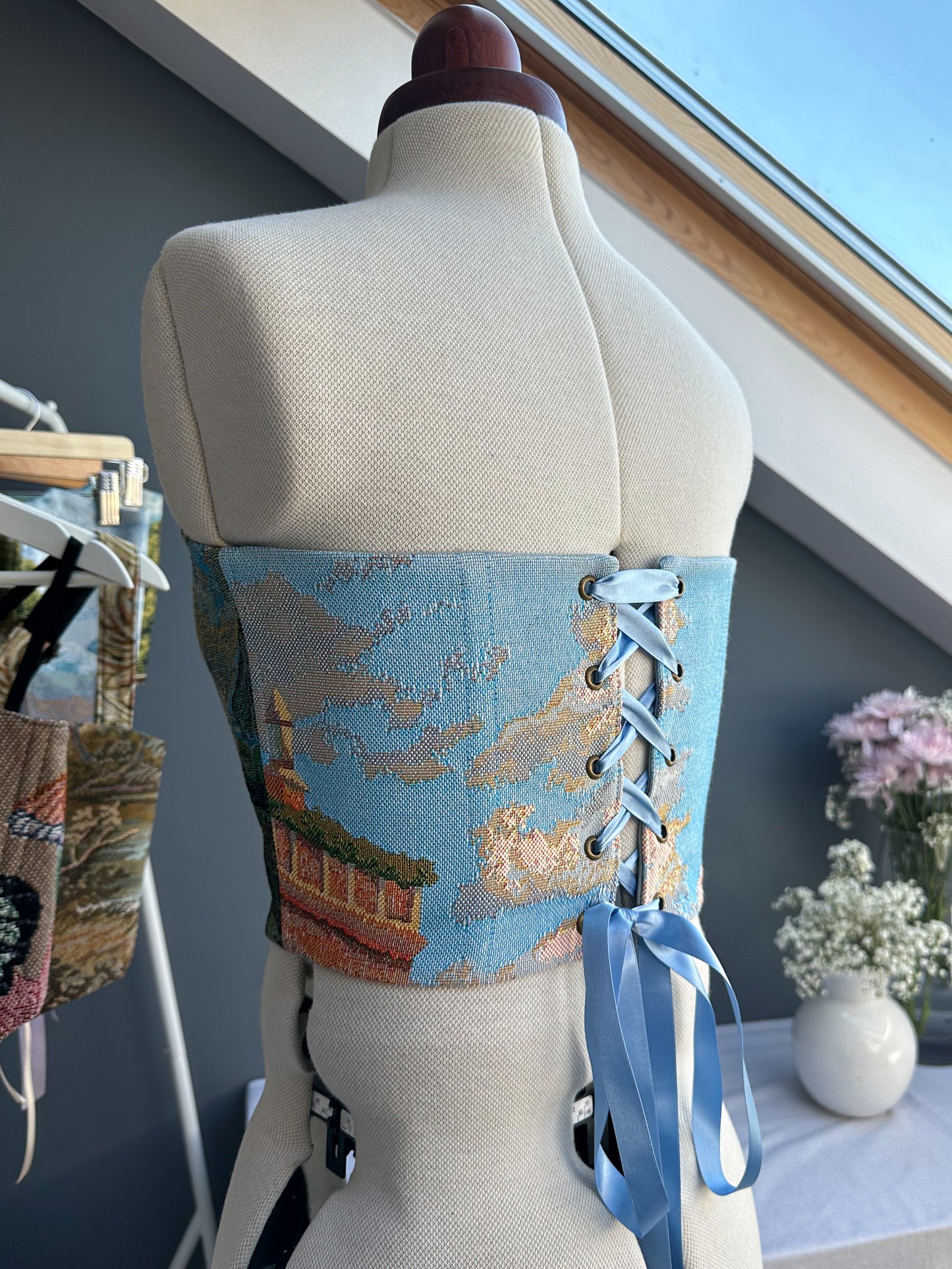 'Lady Dolce Vita' Corset | S Curved Bust