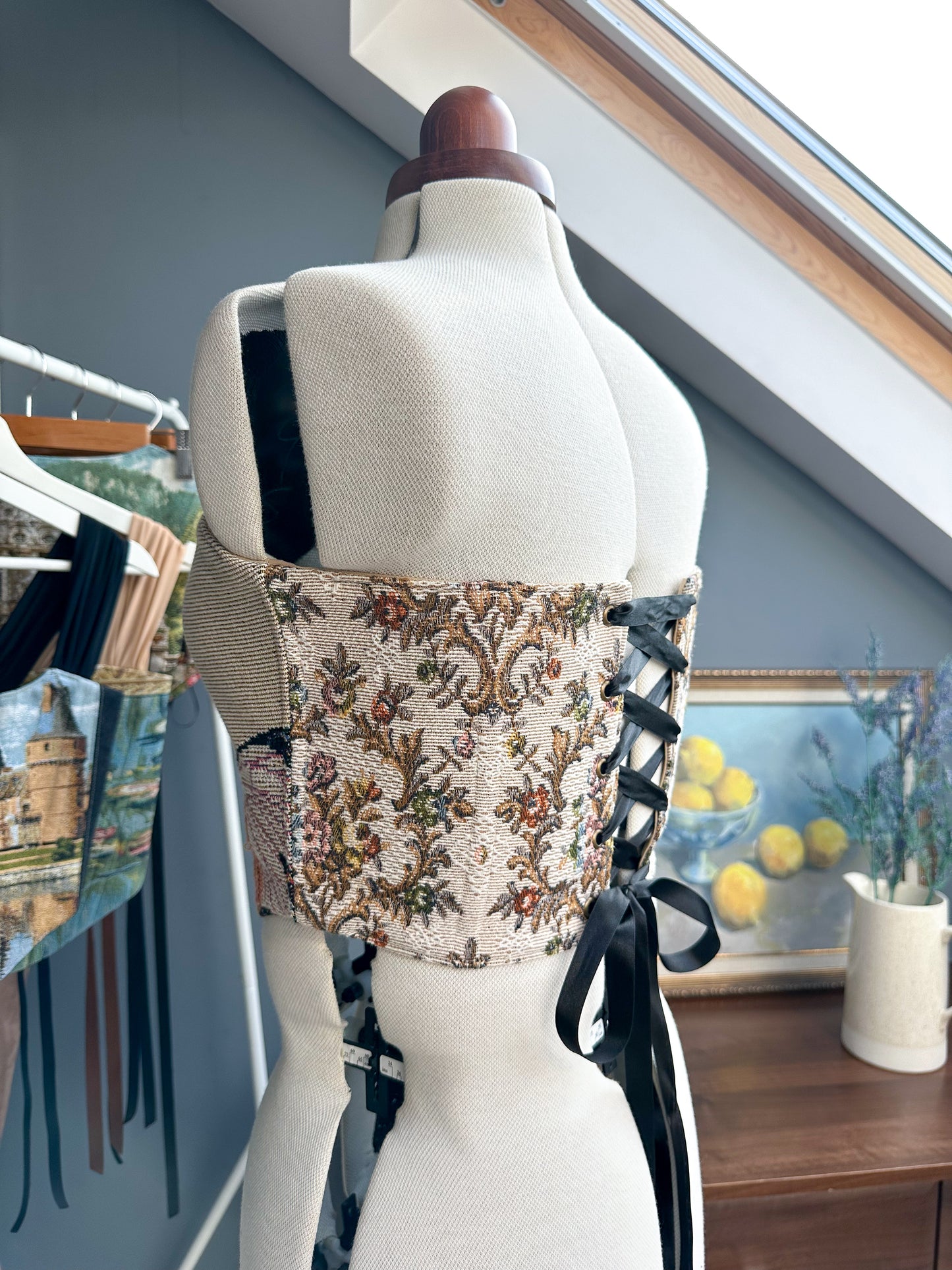 'Monarch’s Garden' Corset | M Curved Bust