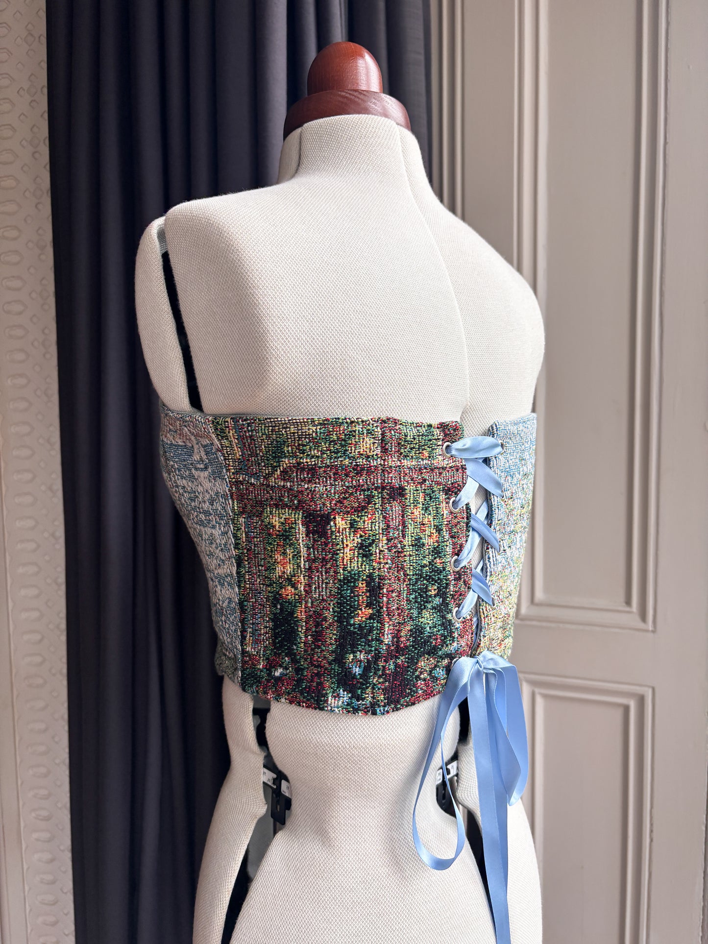 'Voyage Muse' Corset | S Curved Bust