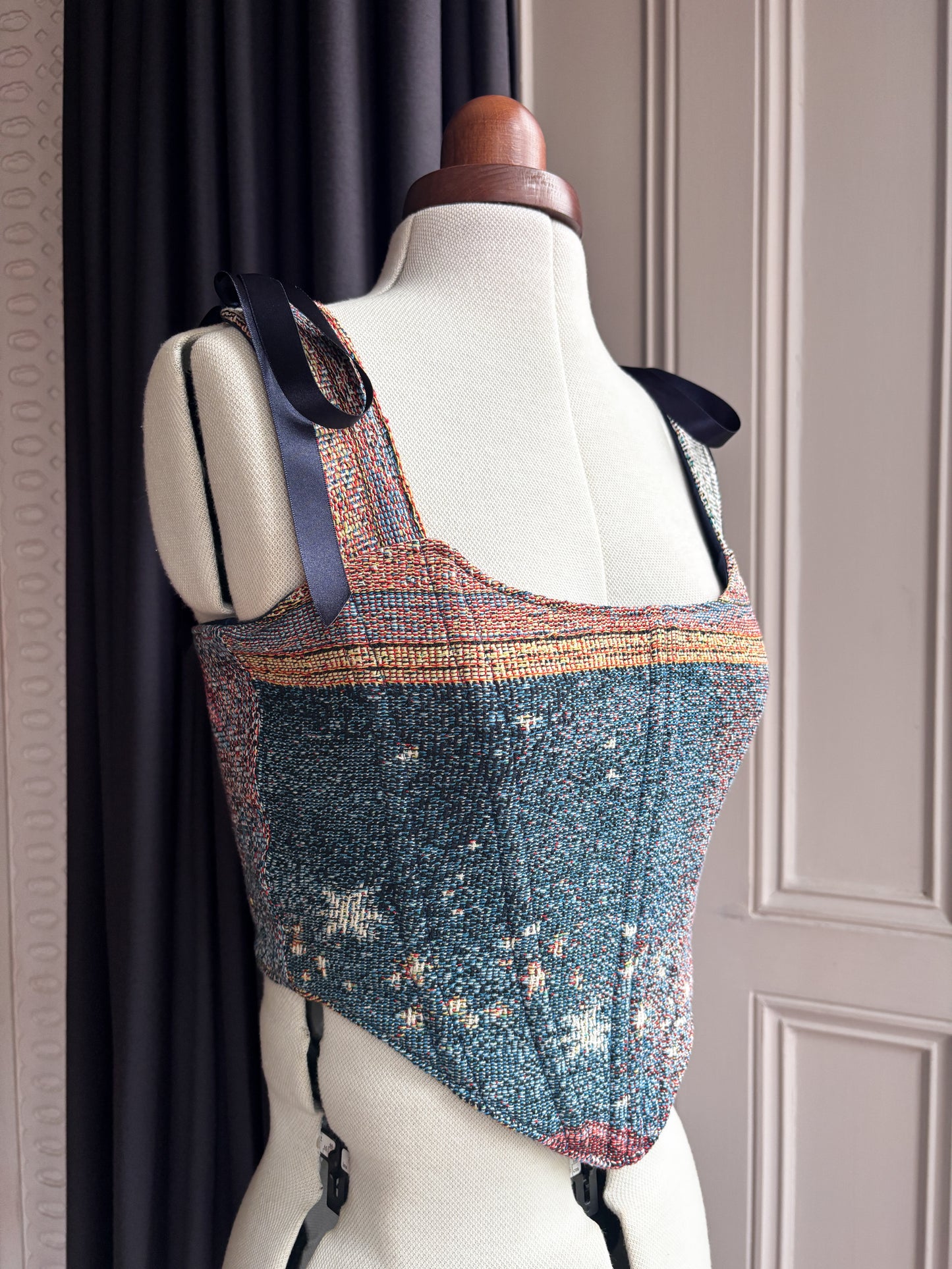 'Skyfall' Corset | M Straight Bust