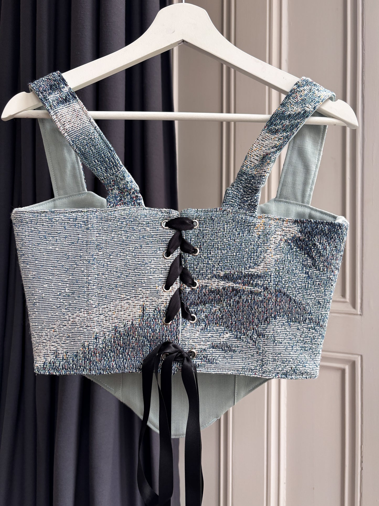 'Glacier Dream' Corset | M Curved Bust